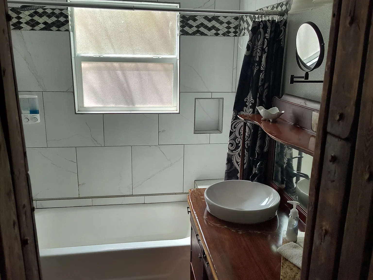 2303 Herrington St — Photo 4