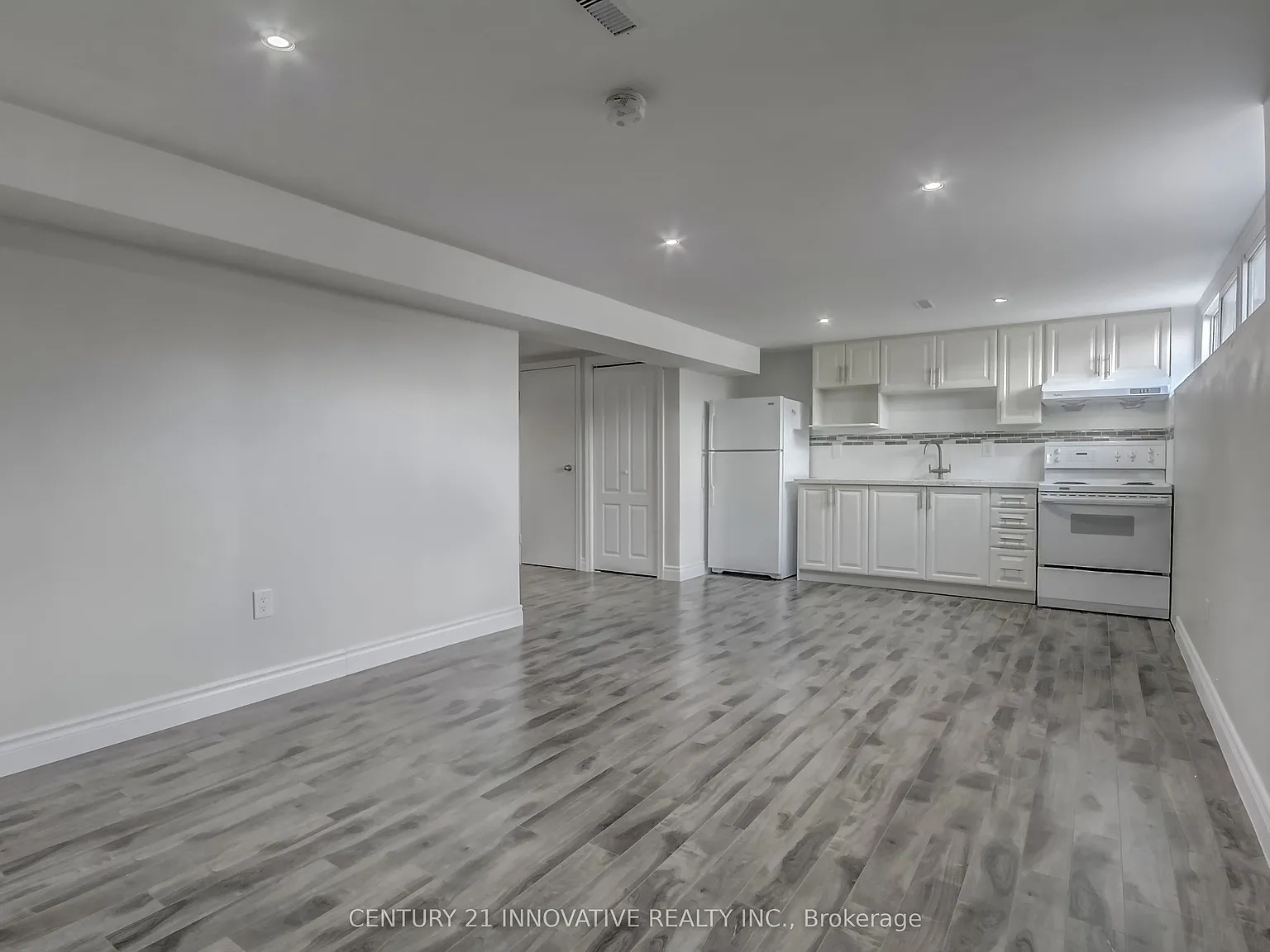 2 bed, $1,900 — Photo 2