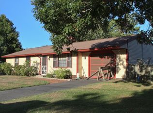 12 Terry Ln E, Wareham, MA 02571