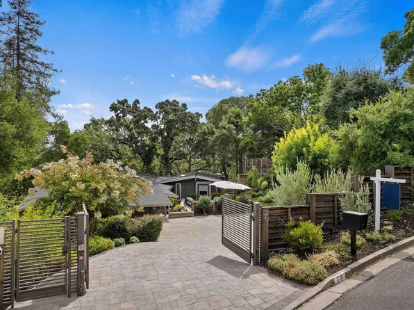 79 Silverwood Dr, Lafayette, CA 94549