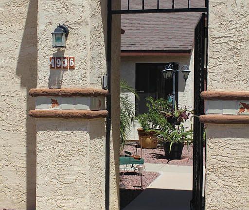 3rd image of 4936 W Doria Dr