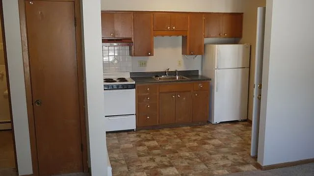 2101 Locust St — Photo 3