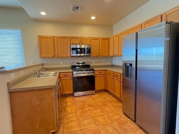 4th image of 1086 Horner Dr