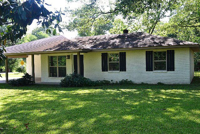 1st image of 141 Choctaw Cir