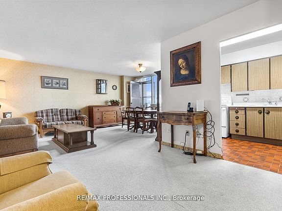 2nd image of 180 Markham Rd #1704