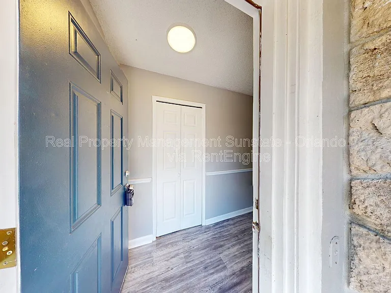 506 Parson Brown Way — Photo 3