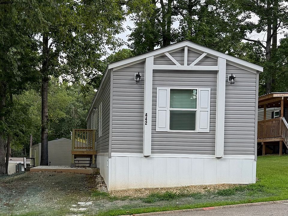 1st image of 500 Webster Rd #442