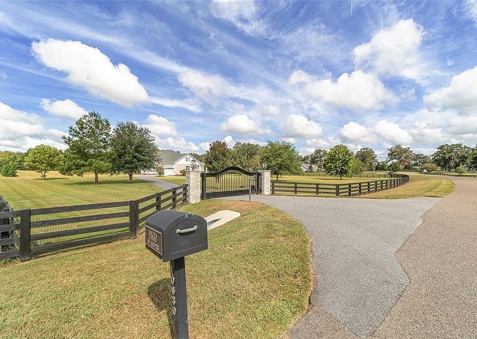 10630 NW 153rd Ter, Alachua, FL 32615 | MLS #GC535032 | Zillow