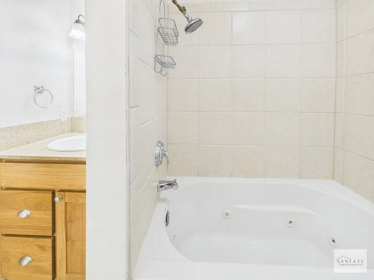 601 W San Mateo Rd #70 — Photo 20