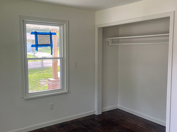 2nd image of 108 N Mitchell Ave