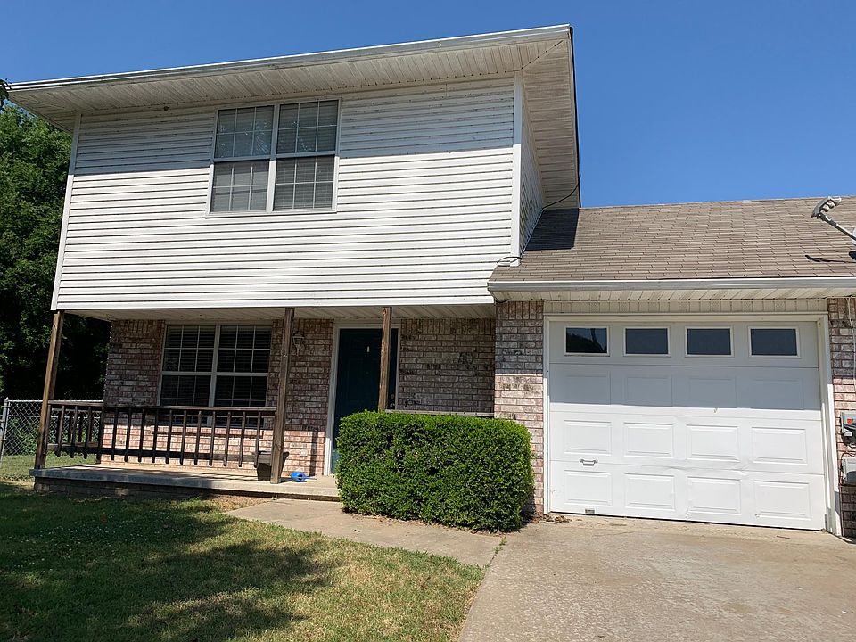 1st image of 1009 W Will Rogers Ct #A