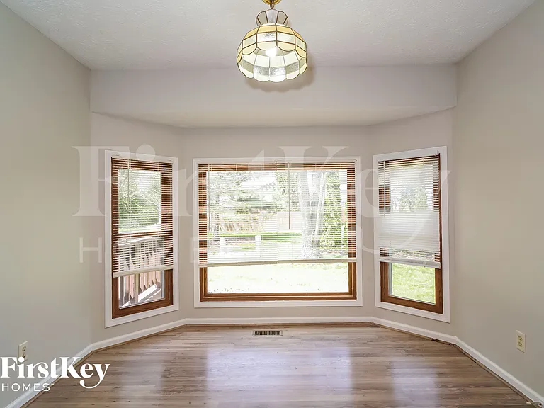 16 Wildwood Ct — Photo 4