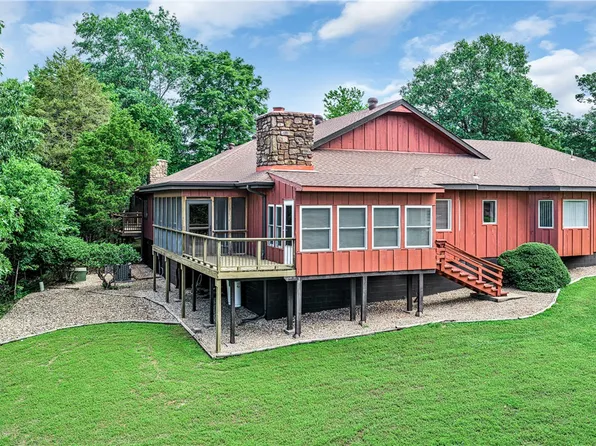 5 Blake Ln, Bella Vista, AR 72714