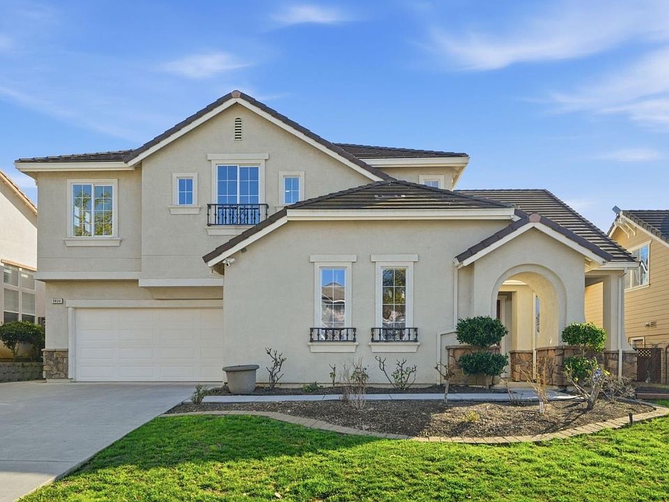1st image of 3024 Oliver Dr