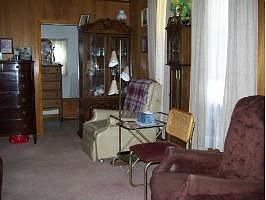 2nd image of 821 W Eschbach Rd