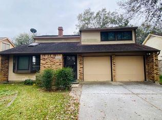 15326 Silverman St, Webster, TX 77598