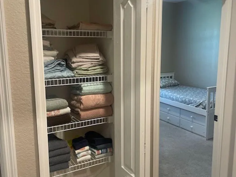Linen closet & 3rd bedroom