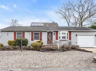 302 Beach Boulevard, Forked River, NJ 08731