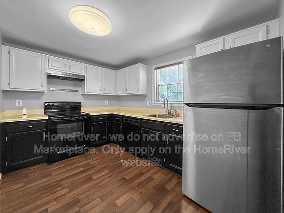 3rd image of 6478 Brickleigh Ct