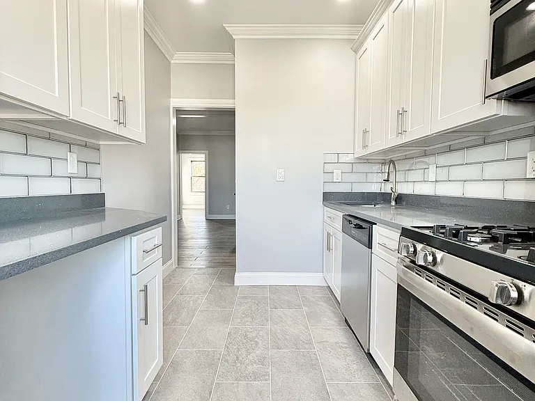 50-30 48th St #2R — Photo 7