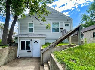 2206 S Lakeport St, Sioux City, IA 51106