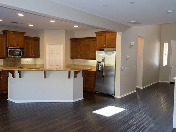 5th image of 28624 Hellebore St