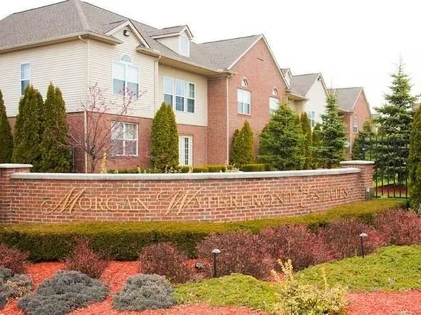 176 Sea Breeze Dr Unit 2, Detroit, MI 48214