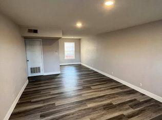 2408 Whitegate Dr #8, Columbia, MO 65202