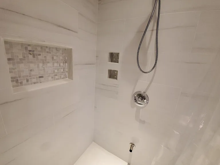 410 Woodland Dr — Photo 12