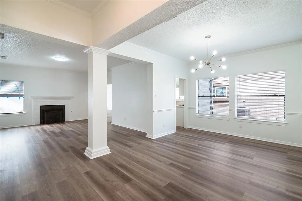 1030 Wentworth Drive - 1 — Photo 4