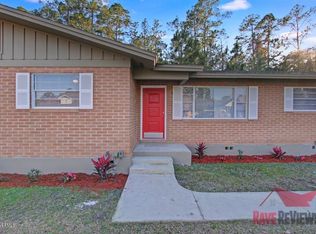 1290 Floyd St, Fleming Island, FL 32003