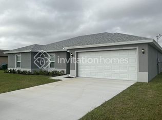 18 NW 13th Pl, Cape Coral, FL 33993