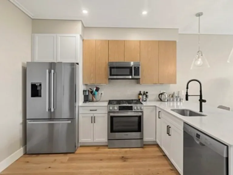 70 Leo M Birmingham Pkwy #507 — Photo 4