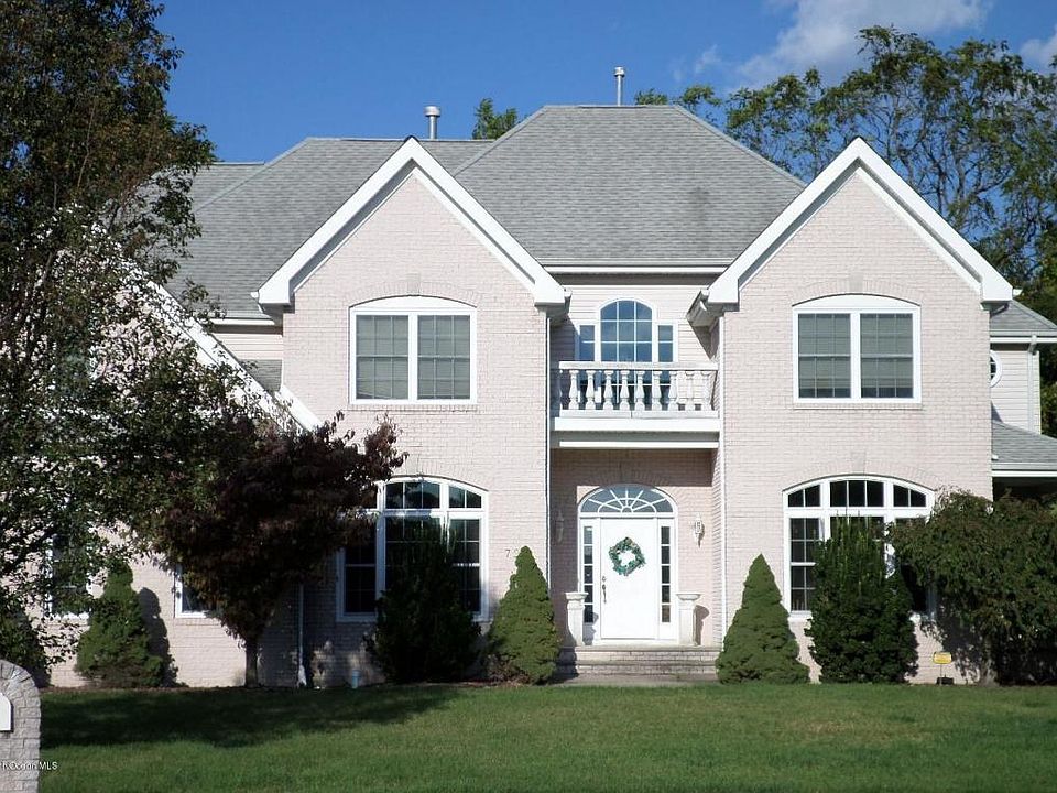 1st image of 720 Michael Dr