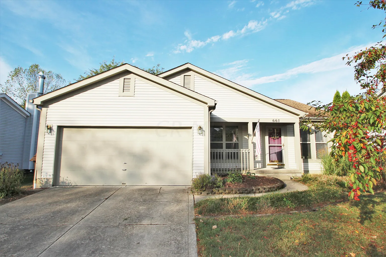 661 Academy Dr photo 1