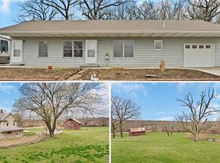 1702 Wellman Rd, Lawrence, KS 66044