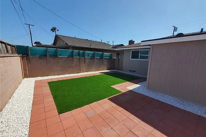 16220 McKinley Ave #HOUSE — Photo 16