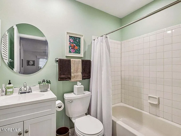 413 Yorkshire Pl — Photo 11