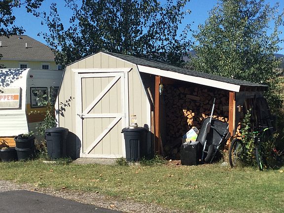 Storage/wood shed