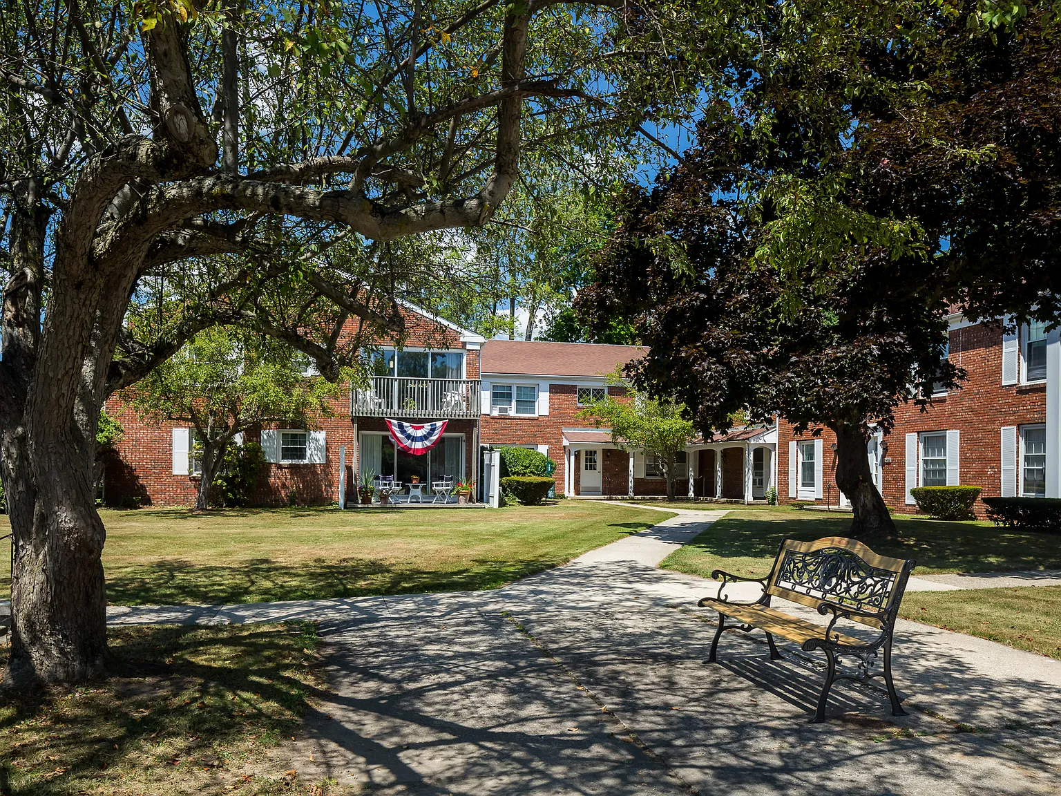 Woodruff Court Apartments — Photo 3
