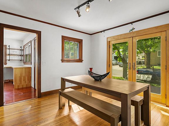 4th image of 531 Wingra St