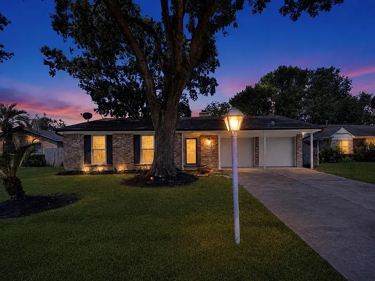 10602 Raydell Dr — Photo 27