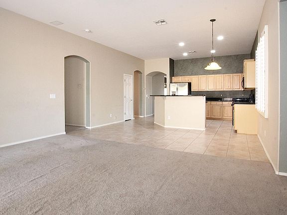 3rd image of 6964 W Remuda Dr