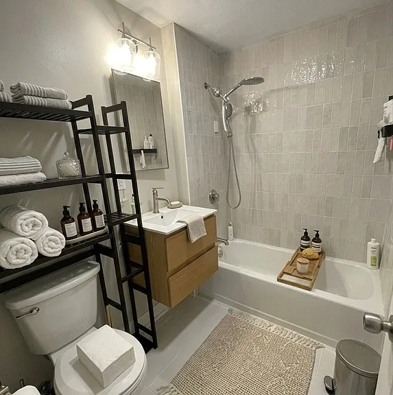26 Boston St #4 — Photo 4