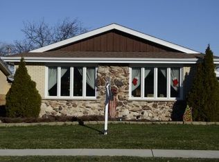 650 Morray Ct, Des Plaines, IL 60018