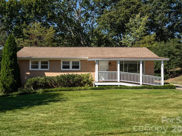 23 Wagon Rd, Asheville, NC 28805