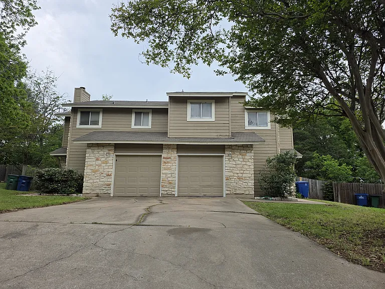 8818 Clearbrook Trl #A — Photo 19