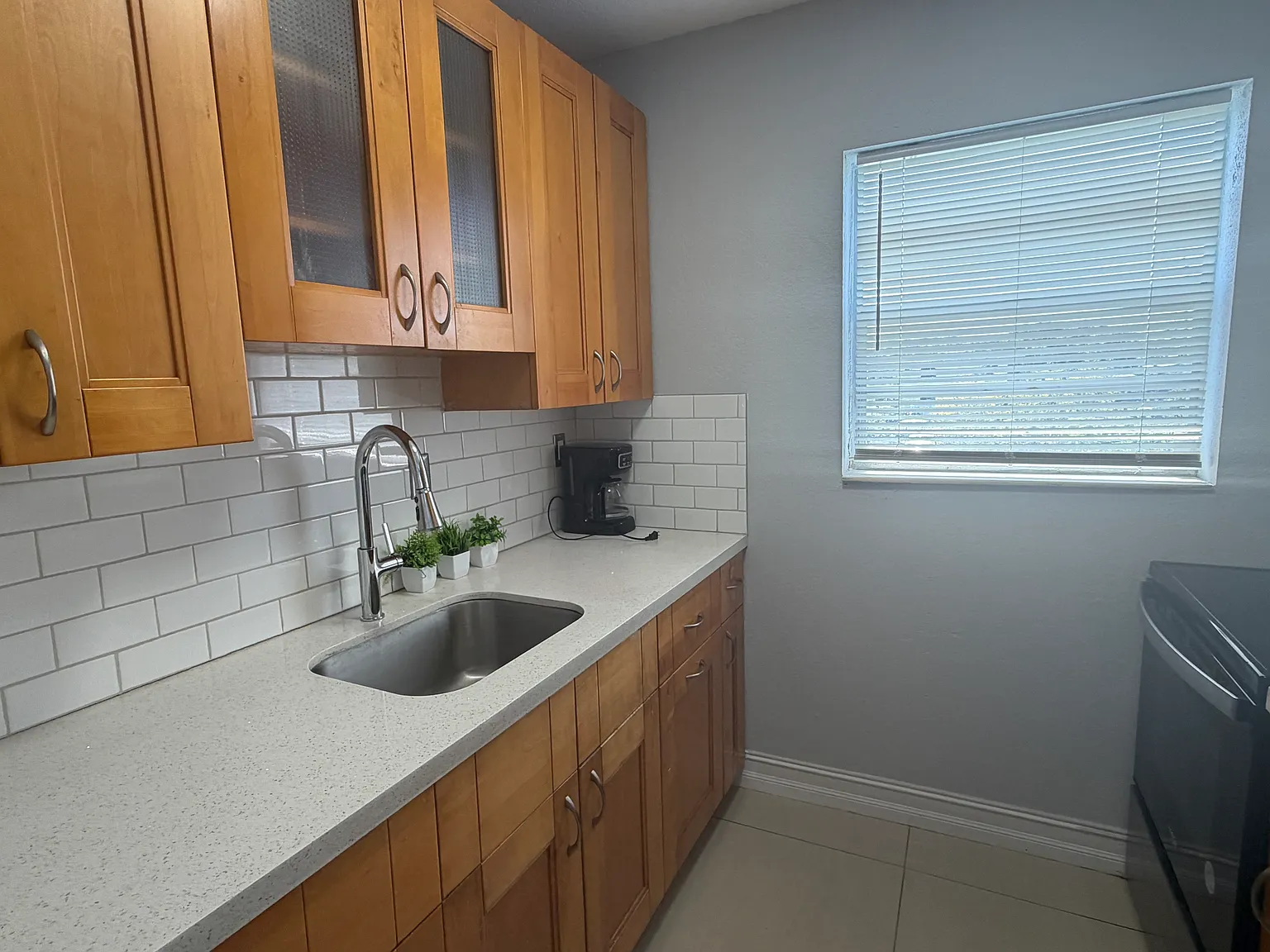 1 bed, 7430 sqft, $1,750 — Photo 2