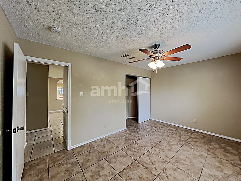 9731 Criswell Crk — Photo 12