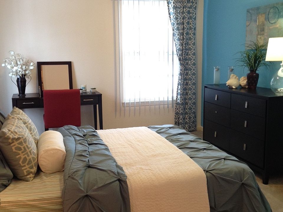 15885 Goddard Rd Southgate MI Zillow